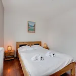 Le Carnot 84 - Beautiful T3 In The City Centre And Close To The Lake