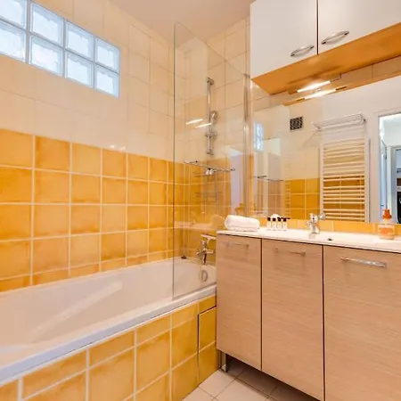 Le Carnot 84 - Beautiful T3 In The City Centre And Close To The Lake Анси